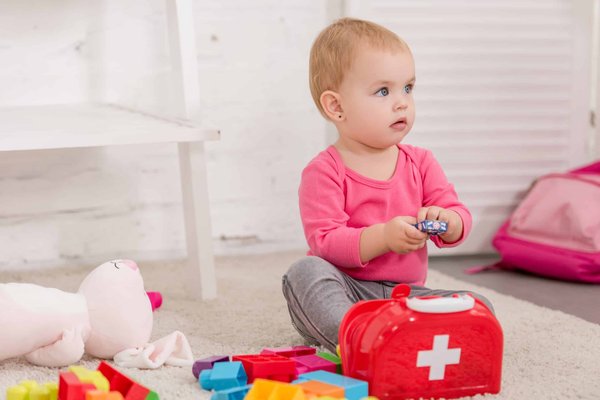 Comment régler les problèmes d’humidité dans une chambre de bébé ?