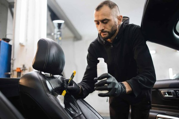 Kit nettoyage cuir voiture : choisissez qualité
