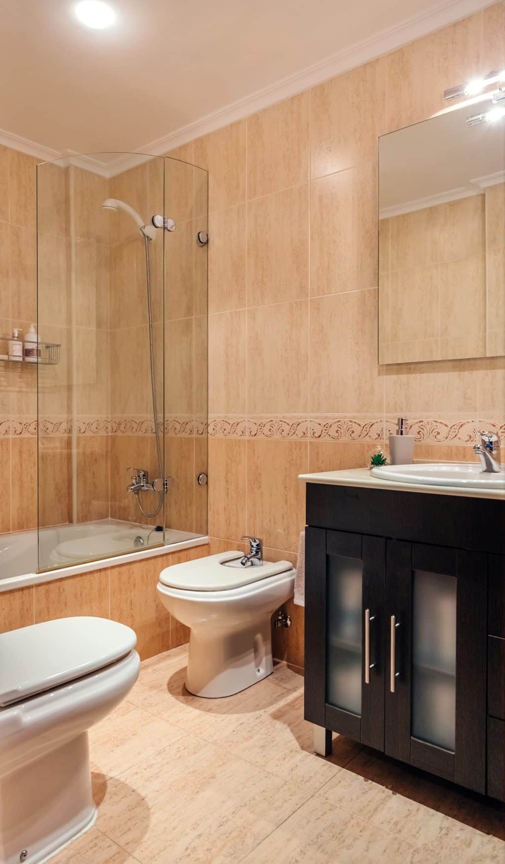 Bathroom with mirror and shower screen